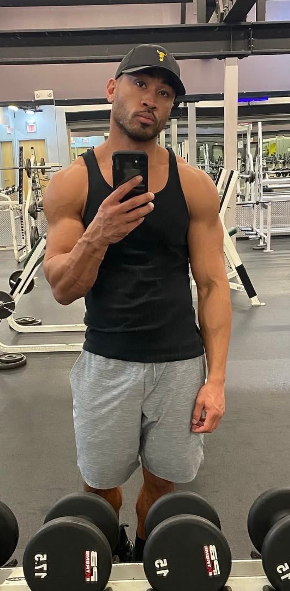 Charles Jourdan training in the gym